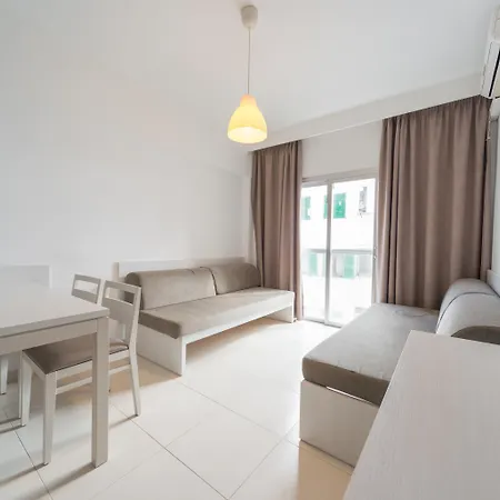 Embat Apartment *